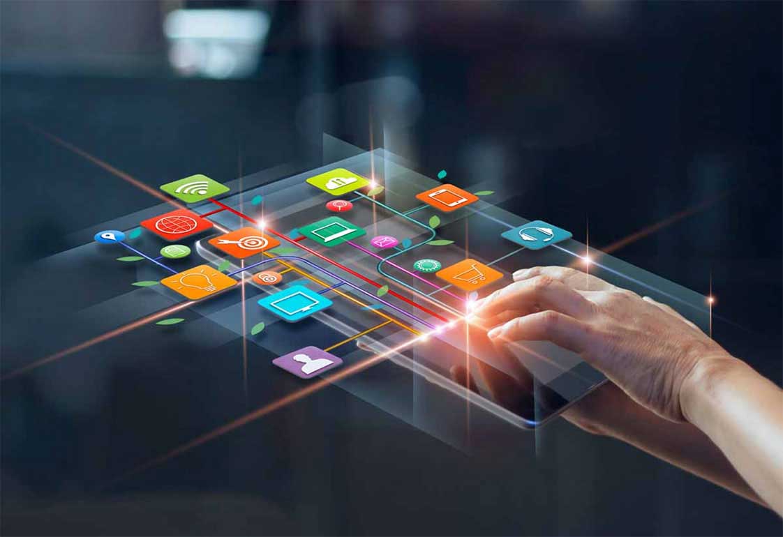 Khách hàng Bình Thuận trải nghiệm giao diện website thân thiện người dùng